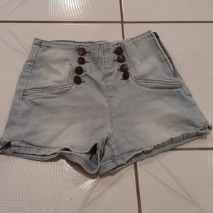 4/$40 Jean Shorts With Side Zipper - Size 3